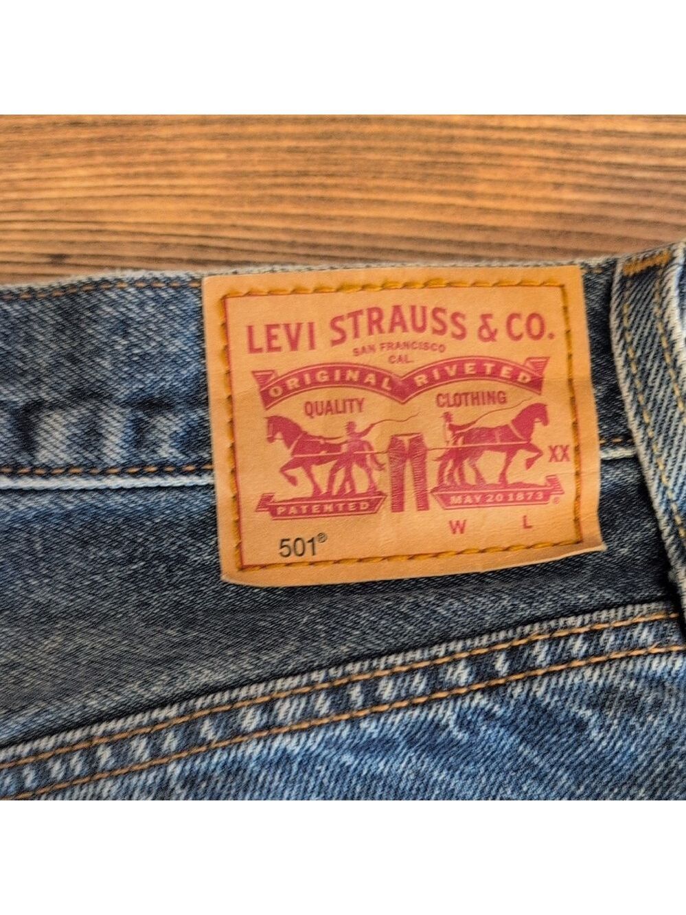 Levi's Blue Distressed High Waist Cut off Jean Shorts W34 V174 - Picture 7 of 9